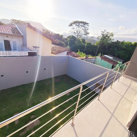Linda Casa A 200M Da Praia Do Capricornio カラグァタトゥバ エクステリア 写真