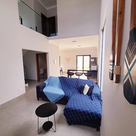 Linda Casa A 200M Da Praia Do Capricornio カラグァタトゥバ エクステリア 写真