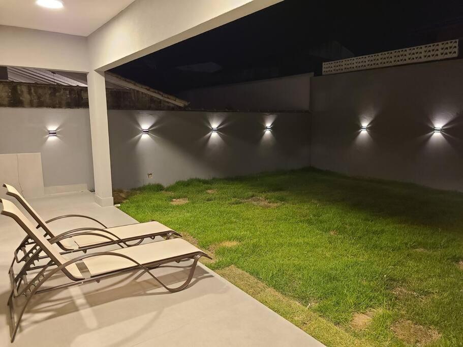 Linda Casa A 200M Da Praia Do Capricornio カラグァタトゥバ エクステリア 写真